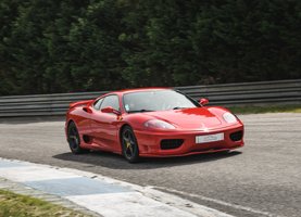 Conducir un Ferrari 