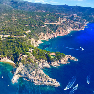 Vuelo Privado en Helicóptero para dos por la Costa Brava (Barcelona)