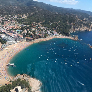 Vuelo Privado en Helicóptero para dos por la Costa Brava (Barcelona)