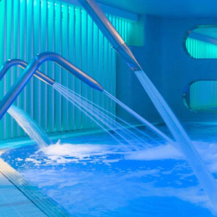 Masaje Thai Pareja: Circuito Spa y Masaje Tailandés para dos en Benicaldea Thai Massage & Spa (Benidorm, Alicante)