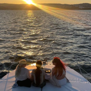 Salida al Atardecer en Barco (Manilva, Málaga)