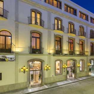 Escapada Relax con Spa Privado en Hotel Spa Porto Cristo 4* (Port de la Selva, Girona)