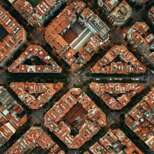 Escape Room al Aire Libre: “El Manuscrito de Piedra” (Barcelona)