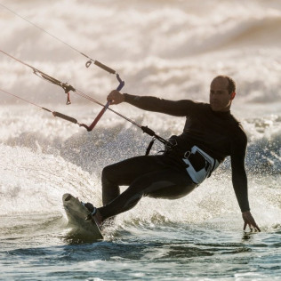 Curso de Kitesurf Semi-Privado para dos (Tarifa, Cádiz)
