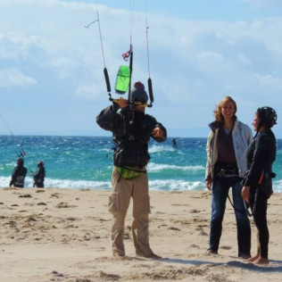 Curso de Kitesurf Semi-Privado para dos (Tarifa, Cádiz)