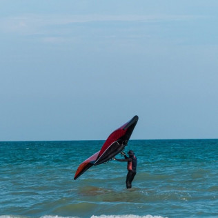 Curso de Wing Surf Foil Semi-Privado para dos (Tarifa, Cádiz)