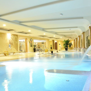 Cena Romántica y Spa para dos en Hotel Beatriz Toledo Auditorium & Spa 4* (Toledo)