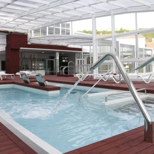 Circuito Spa en Hotel Congreso 4* y Visita a Casa Nordés para dos (A Coruña)