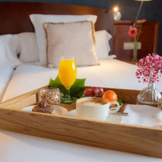 Escapada con Spa en Hotel Spa Galatea 4* en Sanxenxo y Visita a Bodegas Martín Códax con Cata para dos (Pontevedra)