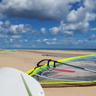 Iniciación al Windsurf (Girona)