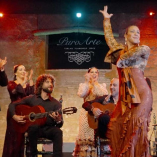 Espectáculo Flamenco con Tapas, Menú Puro Arte o Consumición en Tablao Flamenco Puro Arte (Jerez de la Frontera, Cádiz)