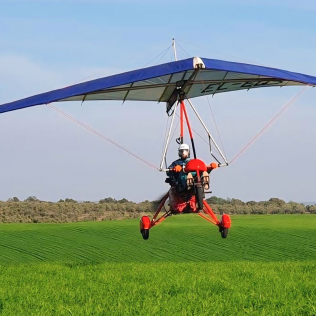 Piloto por un Día: Vuelo en Ala Delta Motorizado con Vídeo (Villafranca de Córdoba, Córdoba)