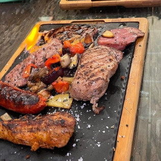 Menú para dos en Restaurante Abrasador El Racó de Mama Lola (Elche, Alicante)
