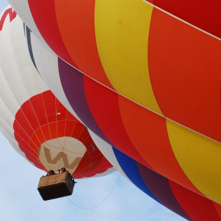 Vuelo en Globo con Cava, Almuerzo, Fotos y Vídeo HD (Segovia)