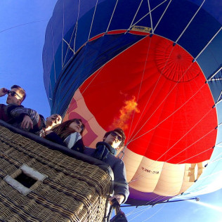 Vuelo en Globo con Fotos, Vídeo y Menú con Cochinillo (Segovia)