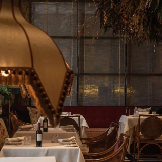 Menú Degustación para dos en Restaurante T22 del Hotel Casa Palacio María Luisa 5* GL (Jerez de la Frontera, Cádiz)
