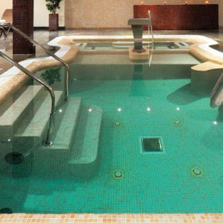 Circuito Spa para dos en Nammu Áreas Spa del Hotel Vincci Costa Golf 4* (Chiclana de la Frontera, Cádiz)