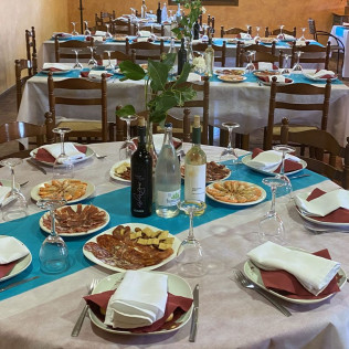 Visita a Bodegas Perfer con Cata de Vinos y Comida para dos (Uleila del Campo, Almería)