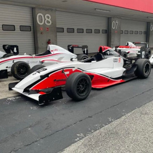 Formula Renault Driving Experience: Conducción de un Formula Renault en Trazado Gran Premio (Barcelona)