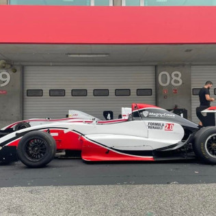 F1 Driving Experience - Warm Up: Conducir Formula Renault y Fórmula 1 en Trazado Gran Premio (Barcelona)