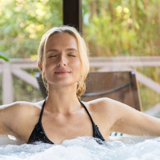 Spazio Experiences: Circuito Termal y Masaje para dos en Spazio Wellness - Hotel SB Diagonal Zero 4*sup (Barcelona)