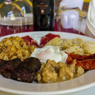 Menú para dos en Abrasador Las Lomas (Güéjar Sierra, Granada)