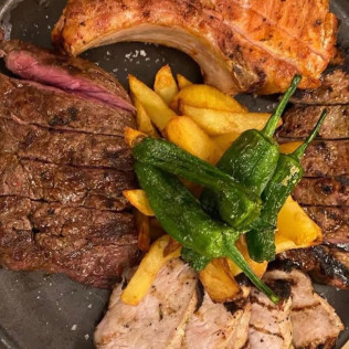 Menú para dos en Restaurante Abrasador Casa Benito (Alcalá de Henares, Madrid)
