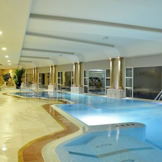 Cena Romántica y Spa para dos en Hotel Beatriz Toledo Auditorium & Spa 4* (Toledo)