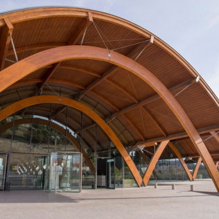 Circuito Termal en AZZ Peñafiel Las Claras Hotel & Spa 4* y  Visita a Bodegas Protos con Cata de 3 Vinos y Aperitivo para dos (Peñafiel, Valladolid)