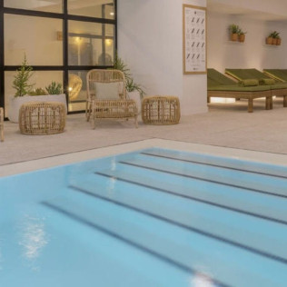 Day Pass con Cama Balinesa, Circuito Spa y Almuerzo para dos en HM Ayron Park 5* (Palma de Mallorca)