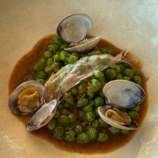 Cena o Comida Gastronómica para dos en Restaurant Els Brancs del Hotel Vistabella 5* (Roses, Girona)
