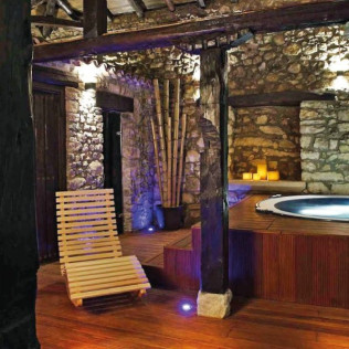 Circuito Spa Privado y Masaje a elegir en Spa Rural Los Ánades (Abánades, Guadalajara)