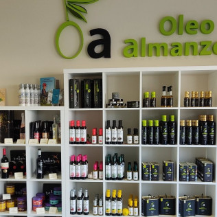 Visita Guiada a OleoAlmanzora con Desayuno o Merienda a base de AOVE para dos (Pulpí, Almería)