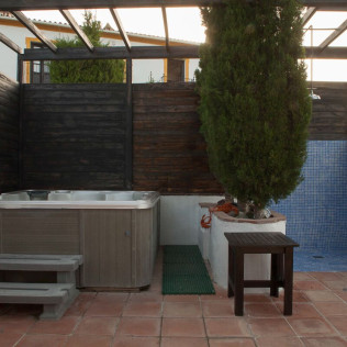 Spa y Jacuzzi Privado para dos en Hotel Cerro de Híjar (Tolox, Málaga)