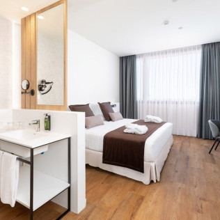 Escapada en Habitación Elegance con Spa y Cena en Alexandre Hotel Frontair Congress 4* (Sant Boi, Barcelona)