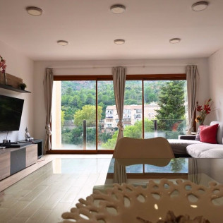 Escapada Romántica con Spa Privado en Montserrat Paradise Apartament (Monistrol de Montserrat, Barcelona)