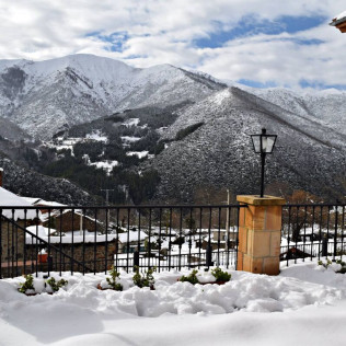 Escapada y Visita a Bodega en Picos de Europa en Posada Valle del Oso (Cantabria)