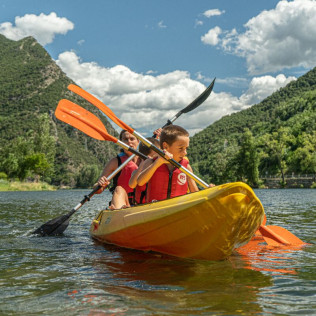 Alquiler de Kayak Doble o Triple en el lago de La Torrasa (Lleida)