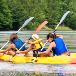 Alquiler de Kayak Doble o Triple en el lago de La Torrasa (Lleida)