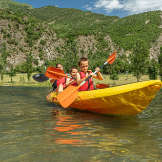 Alquiler de Kayak Doble o Triple en el lago de La Torrasa (Lleida)