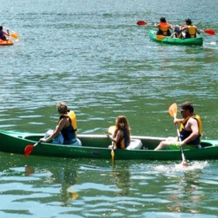 Alquiler de Kayak Doble o Triple en el lago de La Torrasa (Lleida)