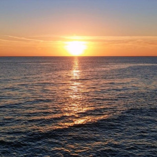 Amanecer en Barco con Fotos y Vídeos (La Caleta de Adeje, Tenerife)