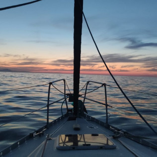 Despierta tus sentidos en Velero Privado para dos (Getaria, Guipúzcoa)