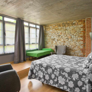 Escapada con Desayuno en Apartamentos La Llongar Piloña (Infiesto, Asturias)