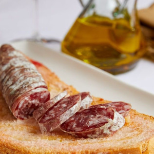 Comida o Cena para dos en Hotel Cal Marçal (Puig-reig, Barcelona)