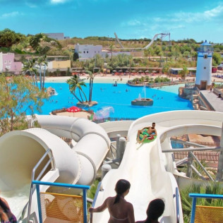 Entrada a Aqua Natura (Benidorm, Alicante)