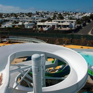 Entrada a Aqualava Waterpark en Playa Blanca (Lanzarote)