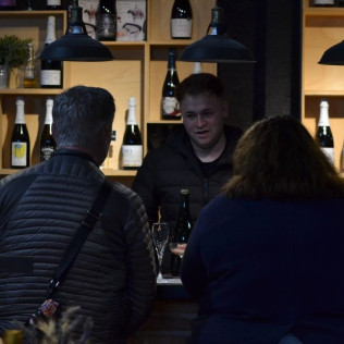 Visita Guiada a los Viñedos y Bodega con Cata de Cavas Palagó para dos en Artcava - Celler Can Batlle (Avinyó Nou, Barcelona)