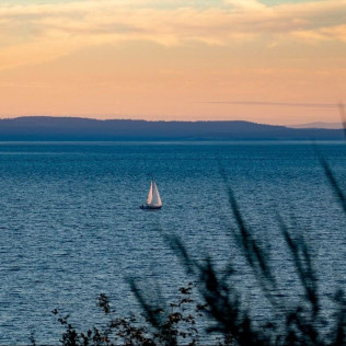 Atardecer en Velero para dos: Sotogrande Sunset Experience (Sotogrande, Cádiz)