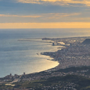 Vuelo en Avioneta por la Costa Brava para tres (Sabadell, Barcelona)